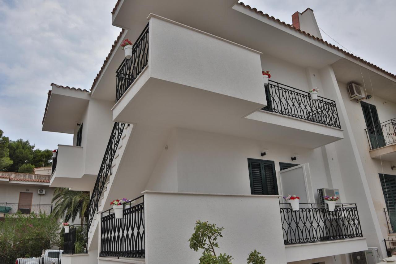 Fiore Di Loto Rooms Carini Exterior foto
